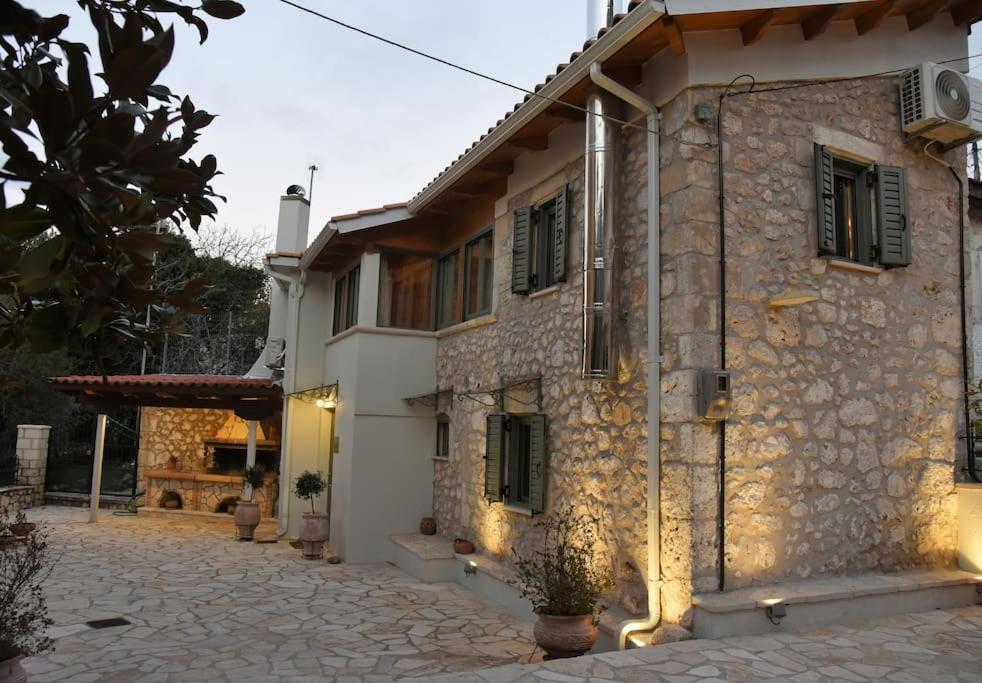 Вілла La Casa Di Bella A Tradional Stone House With Barbecue Karia  Екстер'єр фото