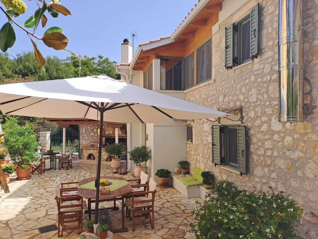 Вілла La Casa Di Bella A Tradional Stone House With Barbecue Karia  Екстер'єр фото